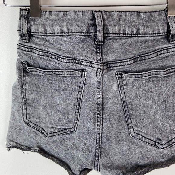 ✨3/$25✨ Refuge Denim High Rise Gray Jean Shorts - 0 - Picture 7 of 8